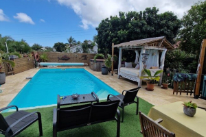 Maison ouverte aux homesitters seniors en La Réunion
