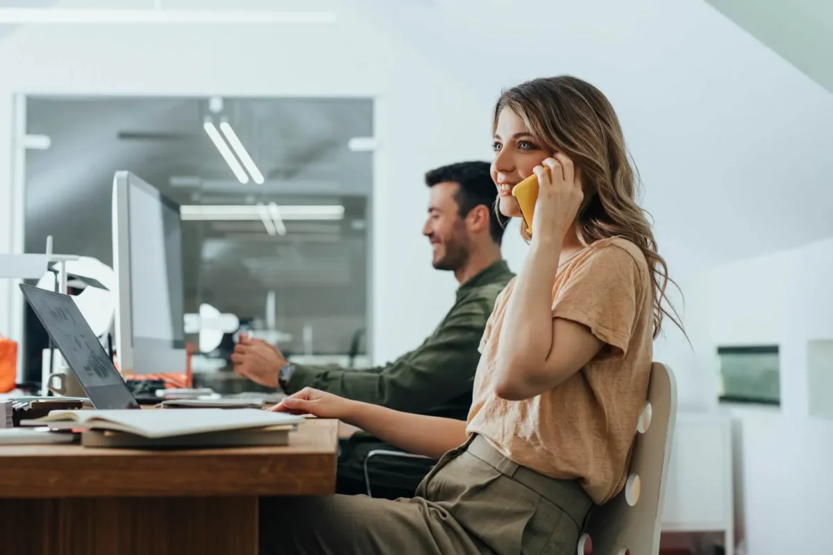 Équipe française du service client spécialisée en homesitting et garde d'animaux.